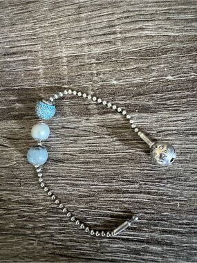 pandora essence bracelet with 3 beads charm size xs-s